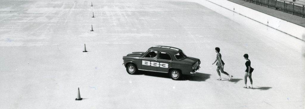 Winter and Pirelli. Documents, historic advertising campaigns and the ‘Pirelli’ magazine