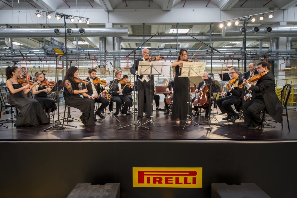 “Il canto della fabbrica” (The factory’s song): here’s how music conveys hi tech industry, its rhythm and its sounds
