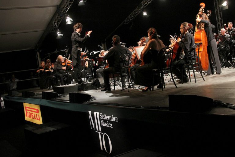 Settimo Torinese, la sfida per diventare capitale della cultura:  scelta innovativa tra fabbriche, arte e sostenibilità sociale Buon esempio di “cultura politecnica”