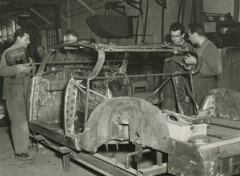 Pirelli for Lancia Aurelia: From Road to Track