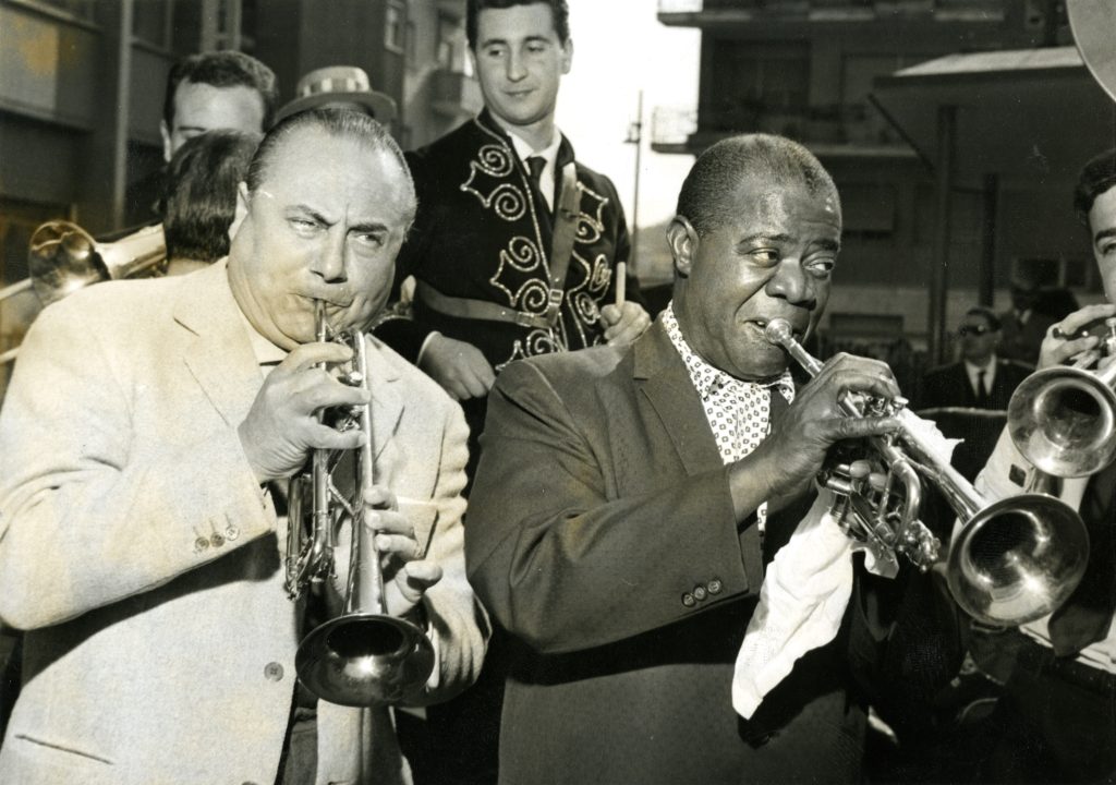 Photographing Music. “Una Rete in Viaggio” at the Gallerie d’Italia in Turin