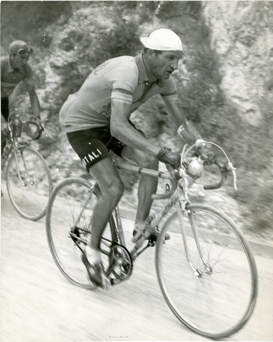 Gino Bartali al Giro d'Italia del 1950, foto Publifoto 