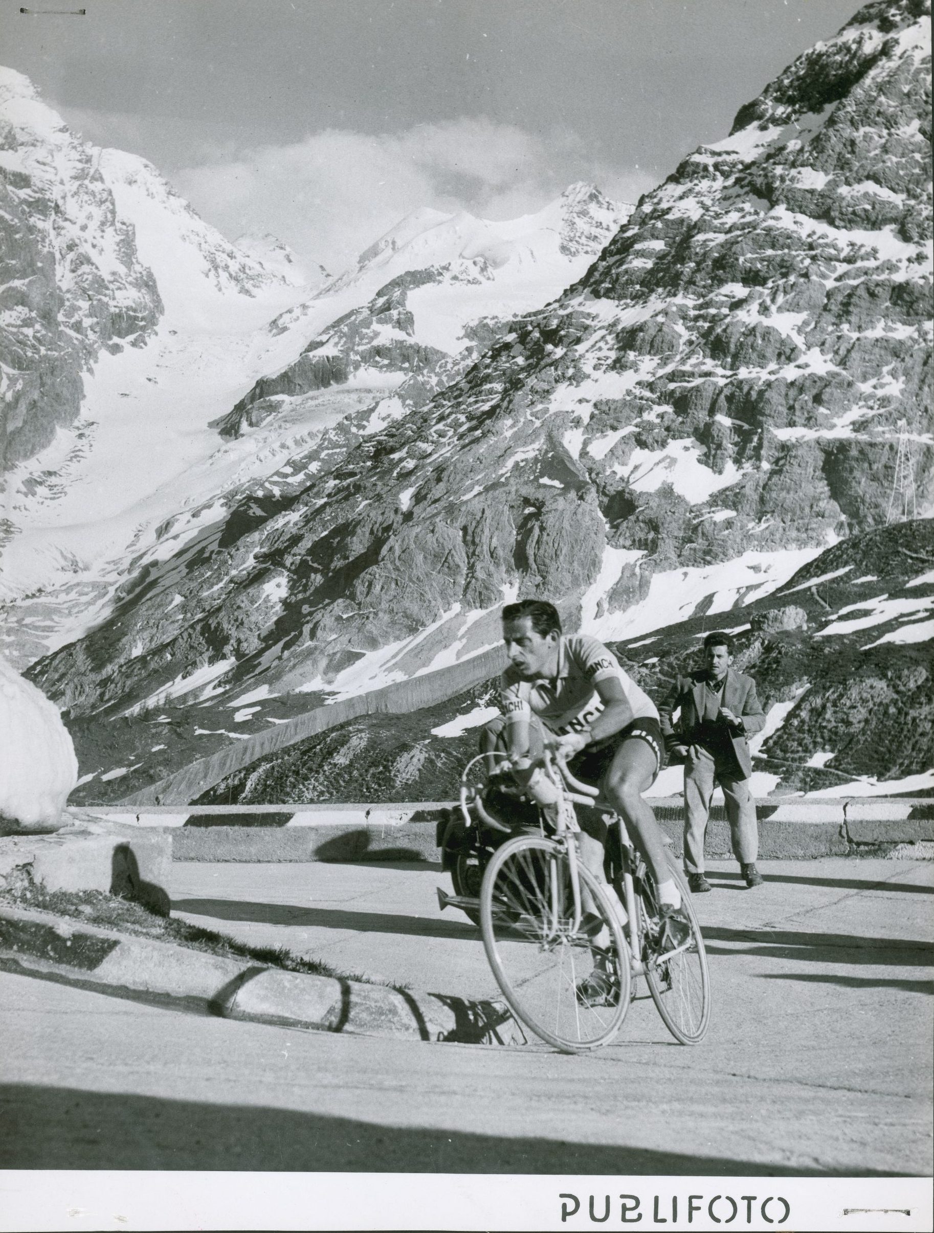 Fausto Coppi on the hairpin bends of the Stelvio Pass during the twentieth stage of the Giro d'Italia, photo Publifoto, 1953