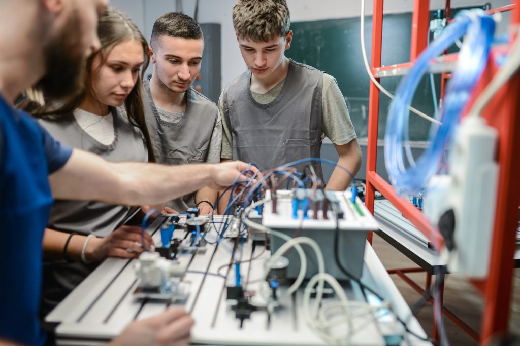 Aumentano gli studenti internazionali nelle università milanesi: le nuove sfide dell’economia della conoscenza